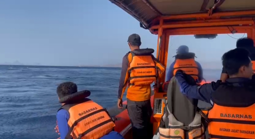 Pencarian Satu Penumpang KM Feronia di Perairan Labuan Bajo Terus Dilakukan